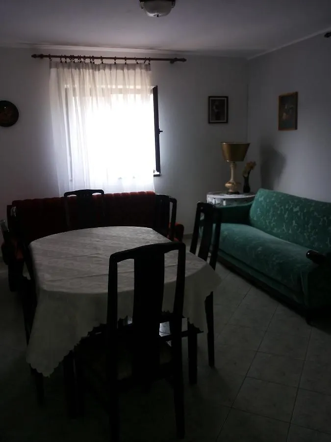 פומר Apartment Sara 0*,  קרואטיה