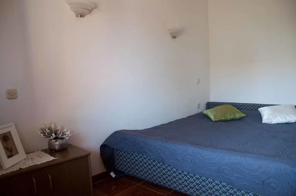 פומר Apartment Sara