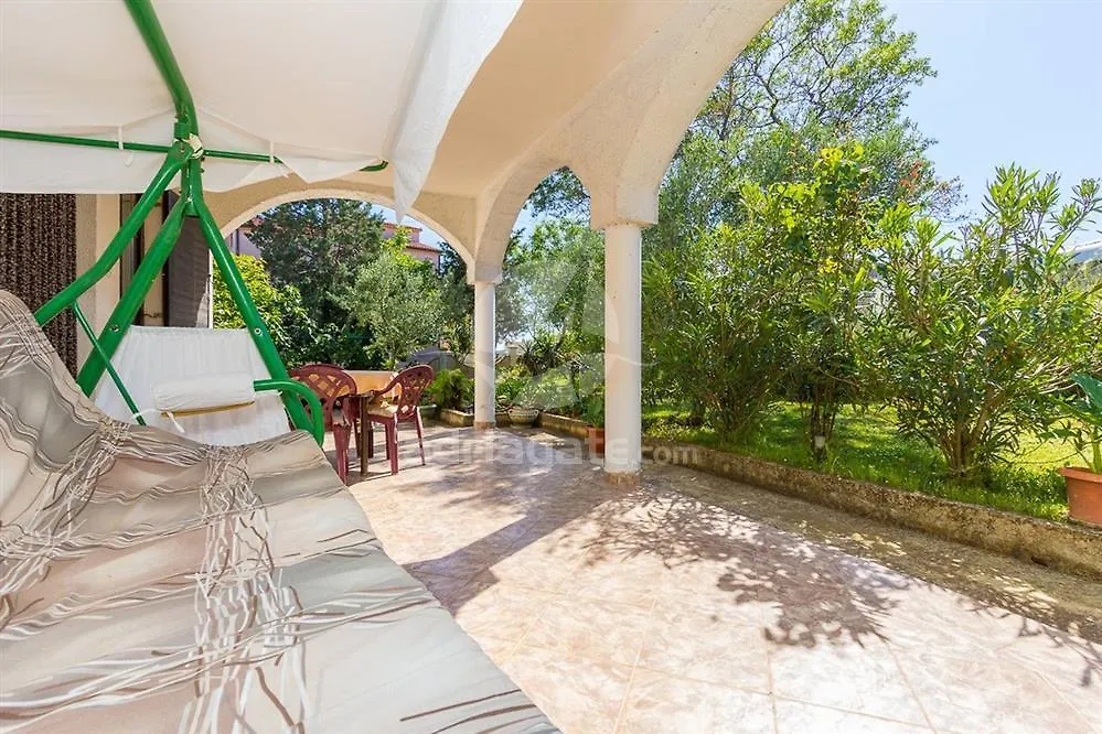 פומר Apartment Sara 0*,  קרואטיה