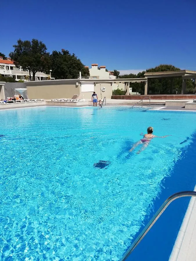 Apartment Sara Pomer 0*,  Croatia